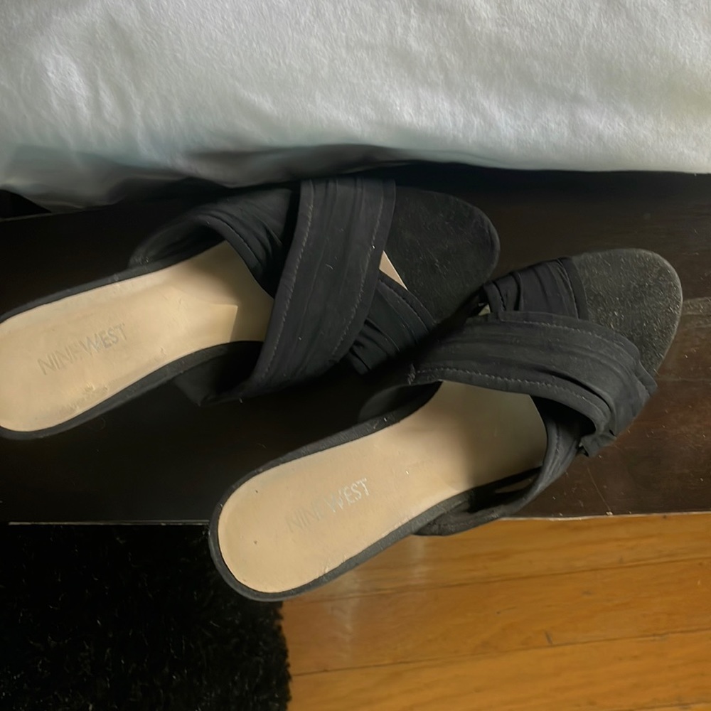 Black Nine West Pumps